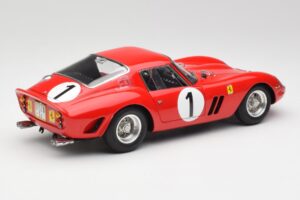 Ferrari 250 GTO #1 P. Rodriguez / W. Mairesse Paris 1000km 1962 CMC 1:18 M-254 Pressofusione — immagine 2 di 6