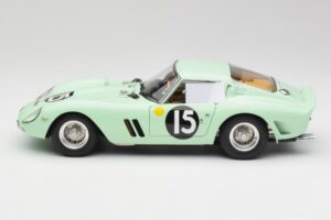 Ferrari 250 GTO #15 S. Moss / G. Hill Goodwood 1962 CMC 1:18 M-247 Pressofusione — immagine 3 di 6
