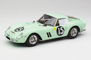 Ferrari 250 GTO #15 S. Moss / G. Hill Goodwood 1962 CMC 1:18 M-247 Pressofusione