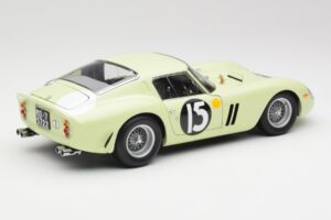 Ferrari 250 GTO #15 S. Moss / I. Ireland Goodwood Tourist Trophy Winner 1962 Kyosho 1:18 08438C Pressofusione — immagine 3 di 8
