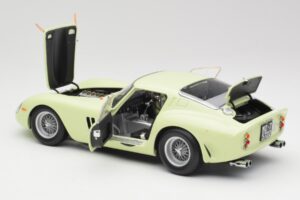 Ferrari 250 GTO #15 S. Moss / I. Ireland Goodwood Tourist Trophy Winner 1962 Kyosho 1:18 08438C Pressofusione — immagine 5 di 8