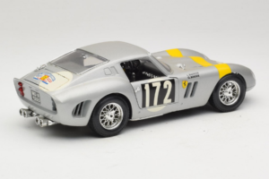 Ferrari 250 GTO #172 L. Bianchi / G. Berger Tour de France 1962 Argento Edizione Limitata Bburago 1:18 3011-S1 Pressofusione — immagine 3 di 8
