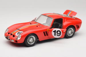 Ferrari 250 GTO #19 Rosso Strisce 1962 Bburago 1:18 3011-P3 Pressofusione — immagine 2 di 8