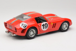 Ferrari 250 GTO #19 Rosso Strisce 1962 Bburago 1:18 3011-P3 Pressofusione — immagine 3 di 8