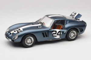 Ferrari 250 GTO #24 Blu Striscia Bianca 1962 Bburago 1:18 3011-B2 Pressofusione — immagine 2 di 8
