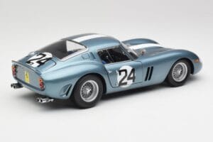 Ferrari 250 GTO #24 P. Rodriguez 12 Hours of Sebring GT3.0 Winner 1962 Kyosho 1:18 08438D Pressofusione — immagine 3 di 8