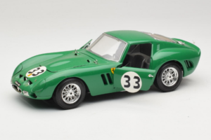 Ferrari 250 GTO #33 Verde Bburago 1:18 3011-G1 Pressofusione — immagine 2 di 8
