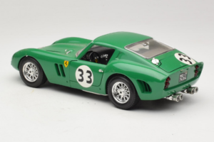 Ferrari 250 GTO #33 Verde Bburago 1:18 3011-G1 Pressofusione — immagine 7 di 8