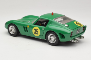 Ferrari 250 GTO #35 Verde 1962 Bburago 1:18 3011-G2 Pressofusione — immagine 7 di 8