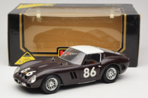 Ferrari 250 GTO #86 Nero Bburago 1:18 3011-B1 Pressofusione — immagine 8 di 8