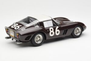 Ferrari 250 GTO #86 Targa Florio 1962 CMC 1:18 M-156 Pressofusione — immagine 2 di 6