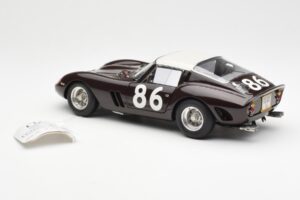 Ferrari 250 GTO #86 Targa Florio 1962 CMC 1:18 M-156 Pressofusione — immagine 5 di 6