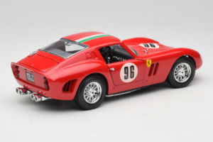 Ferrari 250 GTO #96 Rosso 1962 Bburago 1:18 3011-N1 Pressofusione — immagine 3 di 8