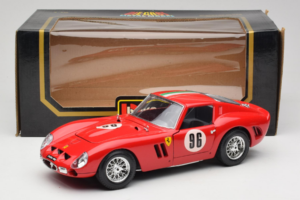 Ferrari 250 GTO #96 Rosso 1962 Bburago 1:18 3011-N1 Pressofusione — immagine 8 di 8