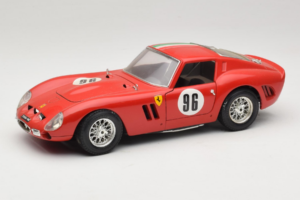 Ferrari 250 GTO #96 Rosso Bandiera Italiana 1962 Bburago 1:18 3011-P2 Pressofusione