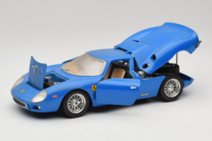 Ferrari 250 LM Blu Bburago 1:18 3033-B1 Pressofusione — immagine 2 di 8