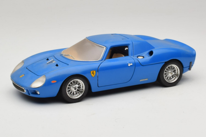 Ferrari 250 LM Blu Bburago 1:18 3033-B1 Pressofusione