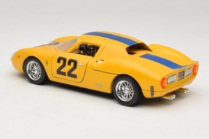 Ferrari 250 LM #22 Giallo 1965 Bburago 1:18 3333-Y1 Pressofusione — immagine 7 di 8