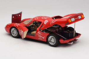 Ferrari 250 LM Rosso Bianco Essen Autographs Edizione Limitata Bburago 1:18 3033-P4 Pressofusione — immagine 5 di 8