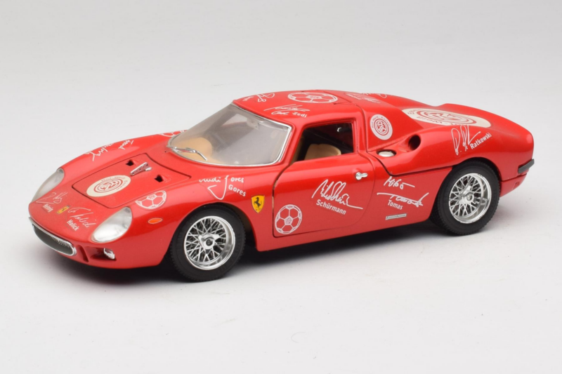 Ferrari 250 LM Rosso Bianco Essen Autographs Edizione Limitata Bburago 1:18 3033-P4 Pressofusione