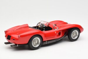 Ferrari 250 Testa Rossa Pontoon Fender Rosso CMC 1:18 M-071 Pressofusione — immagine 2 di 6
