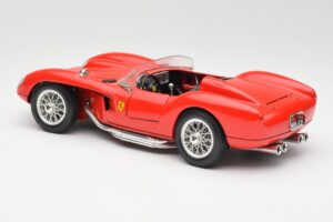 Ferrari 250 Testa Rossa Rosso Bburago 1:18 3007 Pressofusione — immagine 7 di 8