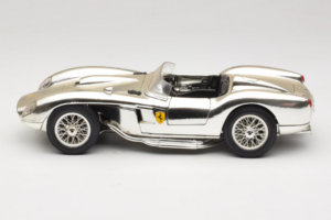 Ferrari 250 Testa Rossa Chrome Argento Bburago 1:18 3007-C1 Pressofusione — immagine 4 di 8