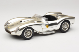 Ferrari 250 Testa Rossa Chrome Argento Bburago 1:18 3007-C1 Pressofusione