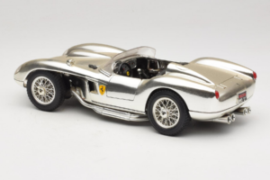 Ferrari 250 Testa Rossa Chrome Argento Bburago 1:18 3007-C1 Pressofusione — immagine 7 di 8