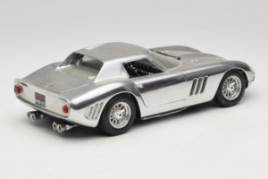 Ferrari 275 GTB Chrome Argento Guiloy 1:18 B004 Pressofusione — immagine 3 di 8