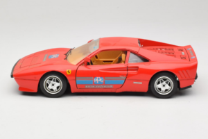 Ferrari 288 GTO PPG Auto Refinish Rosso Bburago 1:18 3027-P2 Pressofusione — immagine 4 di 8