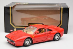 Ferrari 288 GTO Rosso Bburago 1:18 3027 Pressofusione — immagine 8 di 8