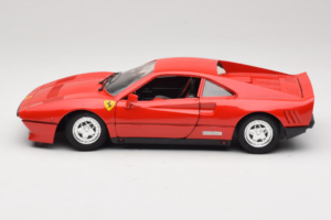 Ferrari 288 GTO Rosso Tonka 1:18 1680 Pressofusione — immagine 4 di 9