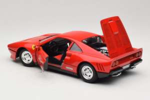 Ferrari 288 GTO Rosso Tonka 1:18 1680 Pressofusione — immagine 5 di 9