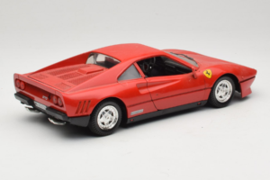 Ferrari 288 GTO Rosso Tonka 1:18 3233 Pressofusione — immagine 3 di 8