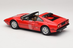 Ferrari 308 GTS Rosso Star Collection Magnum P.I. Hot Wheels 1:18 P9908 Pressofusione — immagine 5 di 6