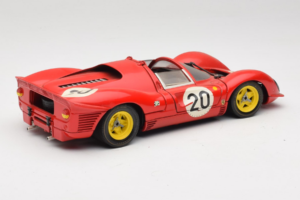 Ferrari 330 P4 #20 Rosso 1967 Revell 1:18 48822-P1 Pressofusione — immagine 3 di 8