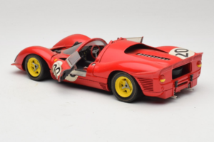 Ferrari 330 P4 #20 Rosso 1967 Revell 1:18 48822-P1 Pressofusione — immagine 5 di 8