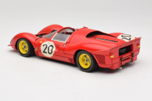 Ferrari 330 P4 #20 Rosso 1967 Revell 1:18 48822-P1 Pressofusione — immagine 7 di 8