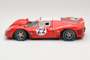 Ferrari 330 P4 #22 Scuderia Filipinetti Poor Condition 1967 Revell 1:18 48825-P1 Pressofusione — immagine 4 di 8