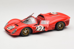 Ferrari 330 P4 #224 Rosso 1967 Revell 1:18 48825-P2 Pressofusione — immagine 2 di 7