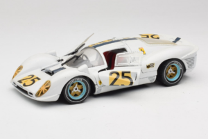 Ferrari 330 P4 #25 Bianco Revell 1:18 48845 Pressofusione — immagine 2 di 8