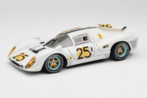 Ferrari 330 P4 #25 Bianco Revell 1:18 48845 Pressofusione
