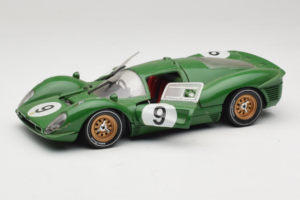Ferrari 330 P4 #9 Verde Spa-Francorchamps 1967 Eagles Race 1:18 41007 Pressofusione — immagine 2 di 8