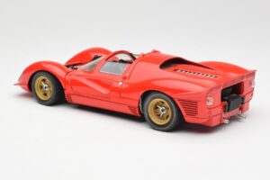Ferrari 330 P4 Rosso 1967 Revell 1:18 48822 Pressofusione — immagine 7 di 8