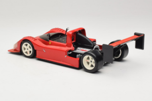 Ferrari 333 SP Rosso Con Cerchi Bianchi Hot Wheels 1:18 29230 Pressofusione — immagine 5 di 8