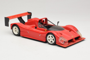 Ferrari 333 SP Rosso Con Cerchi Bianchi Hot Wheels 1:18 29230 Pressofusione — immagine 6 di 8