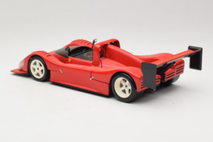 Ferrari 333 SP Rosso Con Cerchi Bianchi Hot Wheels 1:18 29230 Pressofusione — immagine 7 di 8