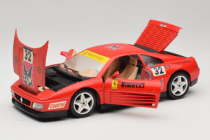 Ferrari 348 TB #32 Pirelli Rosso 1989 Bburago 1:18 3039-P1 Pressofusione — immagine 2 di 8