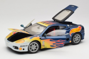 Ferrari 360 Modena Challenge #5 Hot Wheels Purple Fire Livery 1999 Bburago 1:18 29619 Pressofusione — immagine 2 di 8